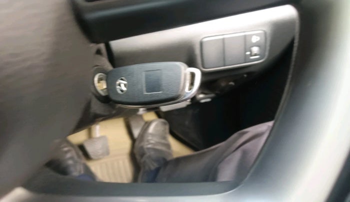 2022 Hyundai NEW I20 SPORTZ 1.2 MT, Petrol, Manual, 36,211 km, interior