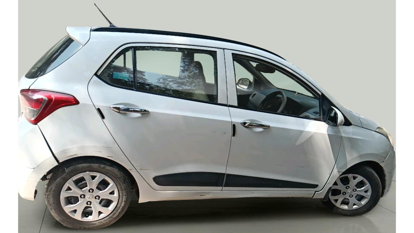 2016 Hyundai Grand i10 SPORTZ 1.2 KAPPA VTVT, CNG, Manual, 87,498 km, exterior