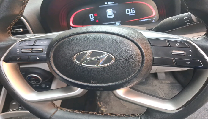 2022 Hyundai VENUE SX 1.2 PETROL, Petrol, Manual, 32,474 km, interior