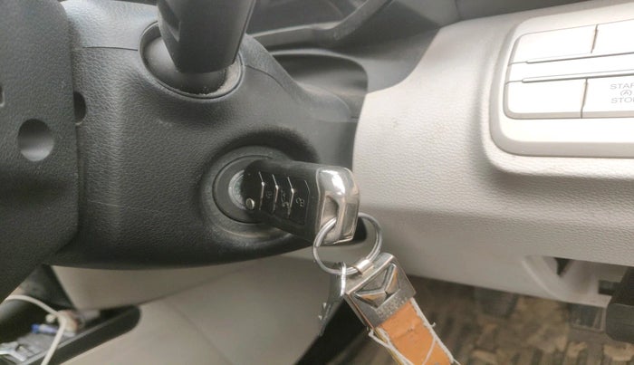 2023 Mahindra XUV300 W6 1.5 Sunroof Diesel, Diesel, Manual, 51,174 km, interior