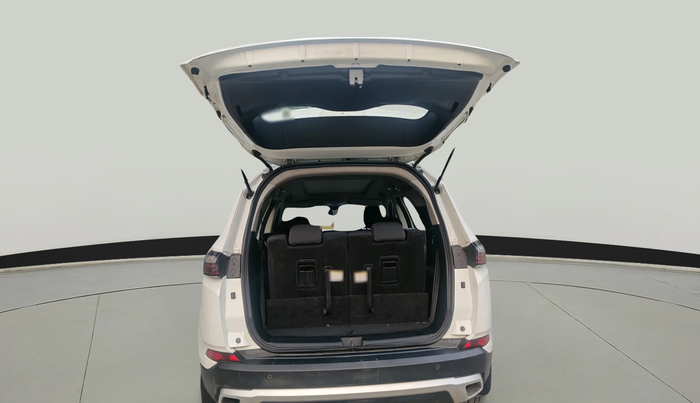 2022 Tata Safari XT PLUS, Diesel, Manual, 32,613 km, exterior