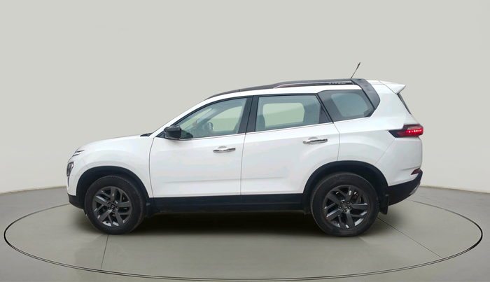 2022 Tata Safari XT PLUS, Diesel, Manual, 32,613 km, exterior