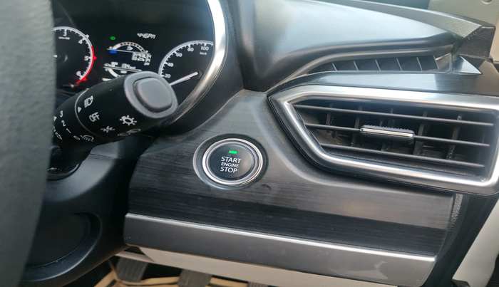 2022 Tata Safari XT PLUS, Diesel, Manual, 32,613 km, interior