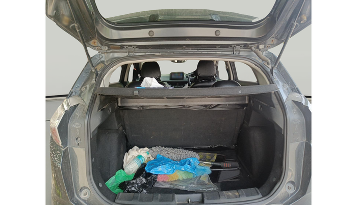 2018 Tata NEXON XM PETROL, Petrol, Manual, 1,04,174 km, exterior