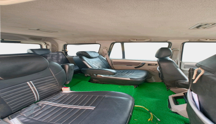 2017 Mahindra Scorpio S10, Diesel, Manual, 1,61,108 km, interior