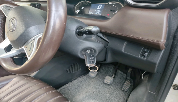 2021 Nissan MAGNITE XE, Petrol, Manual, 87,582 km, interior