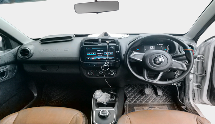 2022 Renault Kwid RXT 1.0 AMT, Petrol, Automatic, 36,504 km, interior