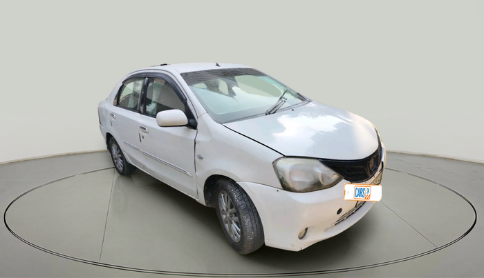 2011 Toyota Etios V, Petrol, Manual, 1,35,275 km, exterior