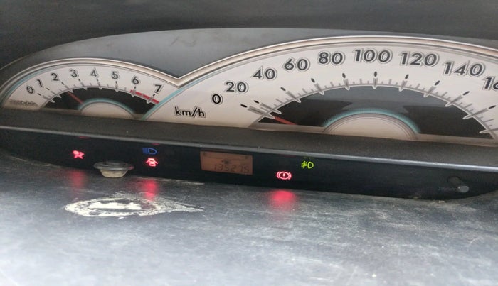 2011 Toyota Etios V, Petrol, Manual, 1,35,275 km, interior