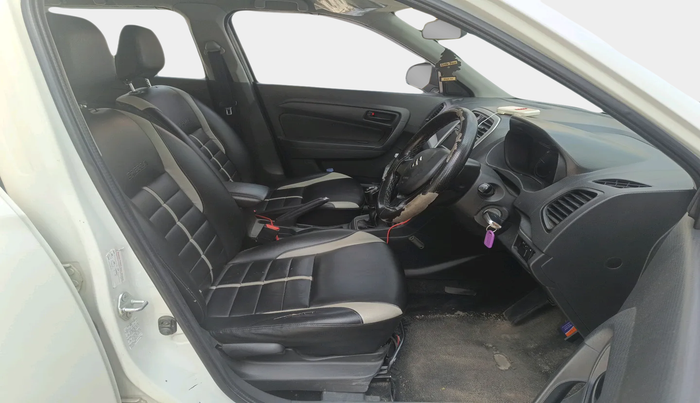 2016 Maruti Vitara Brezza LDI, Diesel, Manual, 1,89,939 km, interior