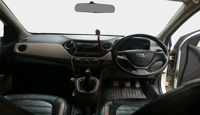 2017 Hyundai Grand i10 MAGNA U2 1.2 CRDI, Diesel, Manual, 1,09,567 km, interior