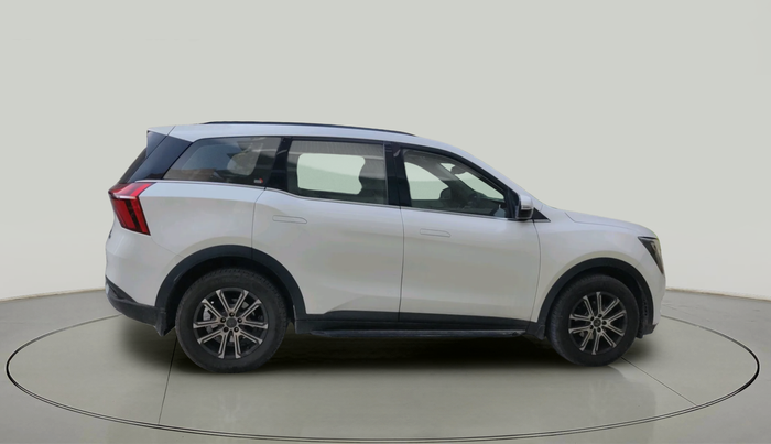 2023 Mahindra XUV700 AX 7 D AT 7 STR, Diesel, Automatic, 20,143 km, exterior