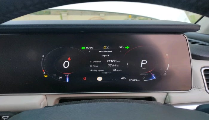 2023 Mahindra XUV700 AX 7 D AT 7 STR, Diesel, Automatic, 20,143 km, interior