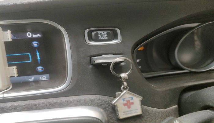 2014 Volvo V40 Cross Country D3, Diesel, Automatic, 68,690 km, interior