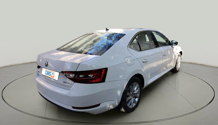 2016 Skoda Superb L&K 1.8 TSI AT, Petrol, Automatic, 97,831 km, exterior