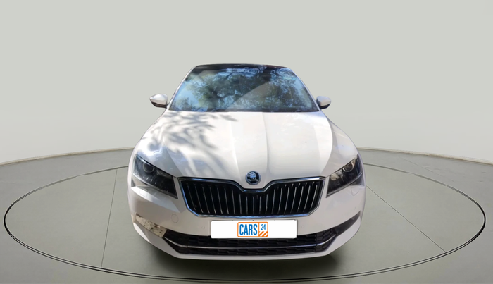 2016 Skoda Superb L&K 1.8 TSI AT, Petrol, Automatic, 97,831 km, exterior