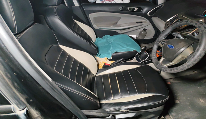 2016 Ford Ecosport TITANIUM 1.5L DIESEL, Diesel, Manual, 1,11,888 km, interior