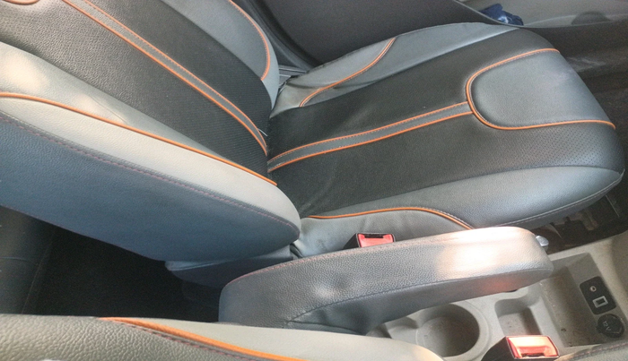 2015 Ford Ecosport TITANIUM 1.5L PETROL AT, Petrol, Automatic, 1,00,133 km, interior