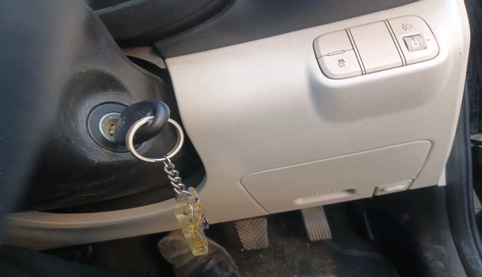 2025 Hyundai VENUE E 1.2, Petrol, Manual, 15,692 km, interior