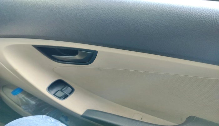 2012 Hyundai Eon ERA +, Petrol, Manual, 83,894 km, interior