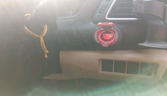 2018 Honda Amaze 1.2L I-VTEC V, Petrol, Manual, 1,53,624 km, interior