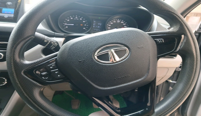 2018 Tata NEXON XM PETROL, Petrol, Manual, 70,418 km, interior