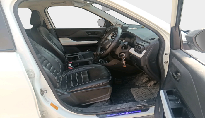 2022 Tata PUNCH PURE MT, Petrol, Manual, 12,998 km, interior