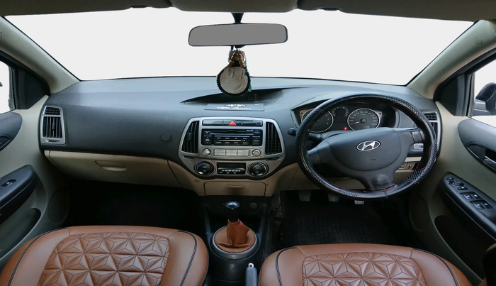 2014 Hyundai i20 MAGNA (O) 1.2, CNG, Manual, 96,710 km, interior