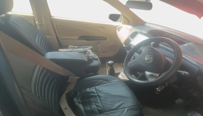2018 Toyota Etios Liva V, Petrol, Manual, 1,12,695 km, interior