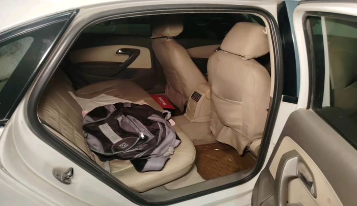 2011 Volkswagen Vento TRENDLINE 1.6, Petrol, Manual, 1,92,000 km, interior