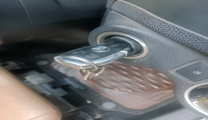 2011 Mercedes Benz C Class 200 CGI AVANTGARDE, Petrol, Automatic, 37,792 km, interior