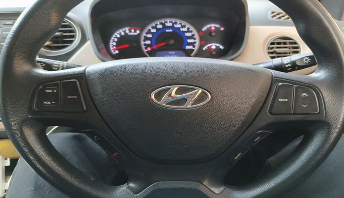 2019 Hyundai Grand i10 MAGNA 1.2 KAPPA VTVT, Petrol, Manual, 29,322 km, interior