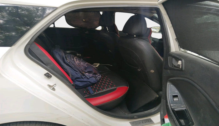 2016 Hyundai Elite i20 ASTA 1.2 (O), Petrol, Manual, 1,20,164 km, interior