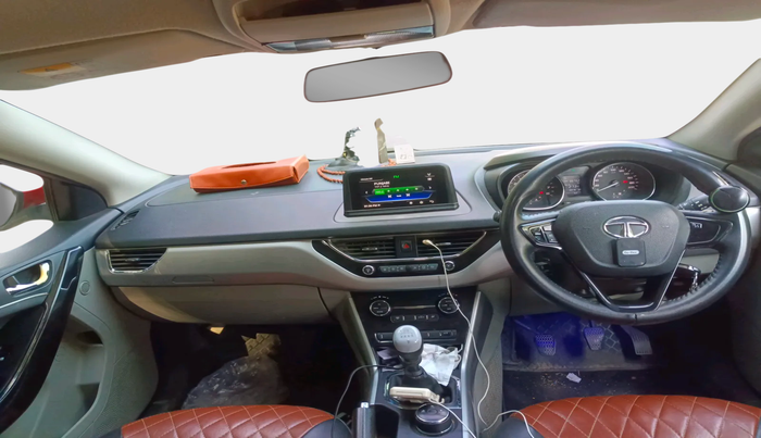 2018 Tata NEXON XZ DIESEL, Diesel, Manual, 95,752 km, interior