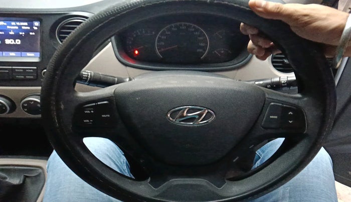 2018 Hyundai Grand i10 SPORTZ 1.2 KAPPA VTVT, Petrol, Manual, 28,477 km, interior