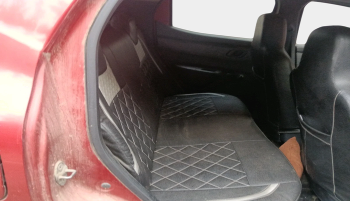 2016 Renault Kwid RXT 1.0, Petrol, Manual, 33,224 km, interior