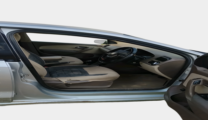 2012 Skoda Rapid ELEGANCE 1.6 TDI CR MT, Diesel, Manual, 1,44,155 km, interior