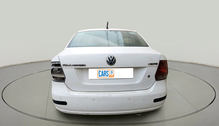 2011 Volkswagen Vento TRENDLINE 1.6, Petrol, Manual, 70,000 km, exterior