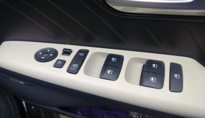 2024 Hyundai Verna SX(O) 1.5 MPI IVT , Petrol, Automatic, 15,938 km, interior