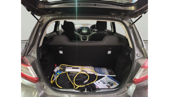 2024 Tata TIAGO EV XT LONG RANGE, Electric, Automatic, 10,198 km, exterior