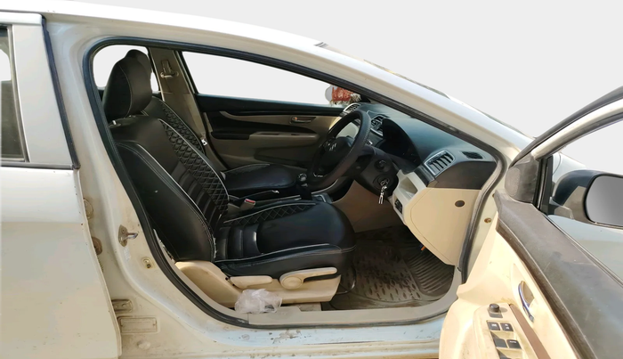 2015 Maruti Ciaz VXI+, Petrol, Manual, 1,67,982 km, interior
