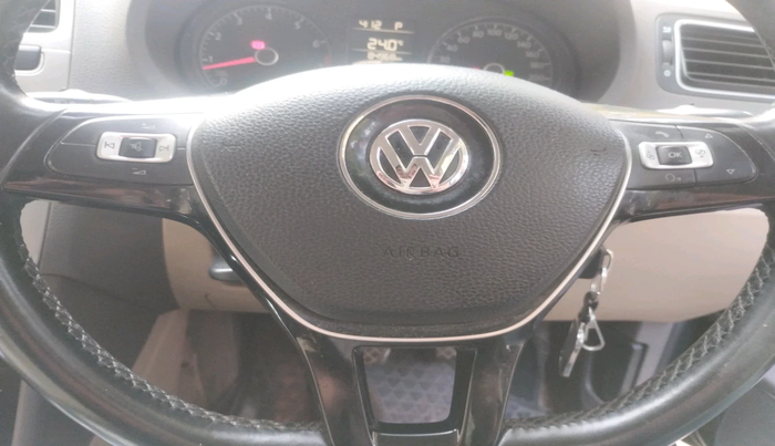 2018 Volkswagen Vento HIGHLINE PLUS 1.2 AT 16 ALLOY, Petrol, Automatic, 84,972 km, interior