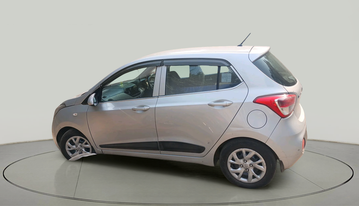 2017 Hyundai Grand i10 SPORTZ 1.2 KAPPA VTVT, Petrol, Manual, 52,354 km, exterior