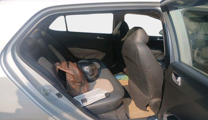 2017 Hyundai Grand i10 SPORTZ 1.2 KAPPA VTVT, Petrol, Manual, 52,354 km, interior