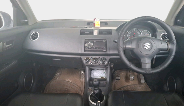 2010 Maruti Swift VXI, Petrol, Manual, 1,42,290 km, interior