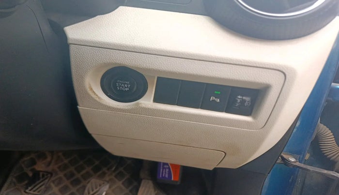 2017 Maruti IGNIS ZETA 1.2, Petrol, Manual, 1,35,799 km, interior