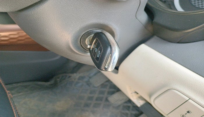 2022 Hyundai AURA S 1.2 CNG, CNG, Manual, 89,745 km, interior