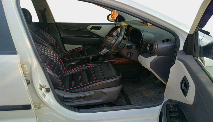 2022 Hyundai AURA S 1.2 CNG, CNG, Manual, 89,745 km, interior