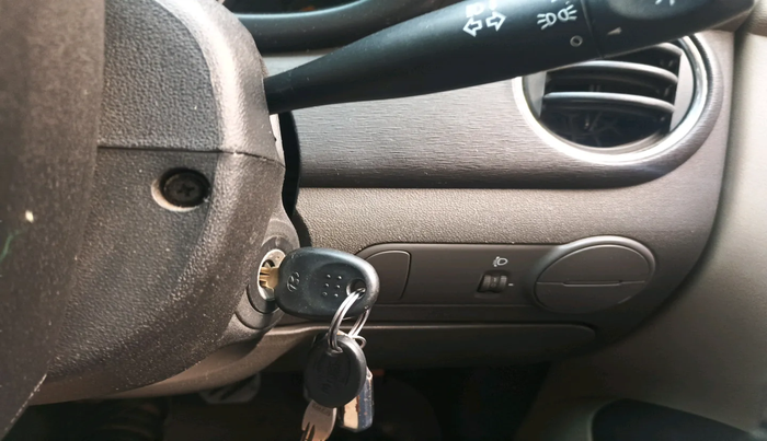 2011 Hyundai i10 SPORTZ 1.2, Petrol, Manual, 8,92,895 km, interior