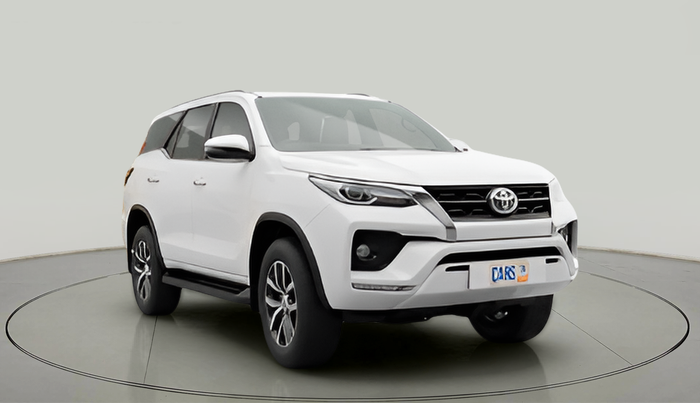 2023 Toyota Fortuner 4X2 MT 2.7 PETROL, Petrol, Manual, 27,631 km, exterior
